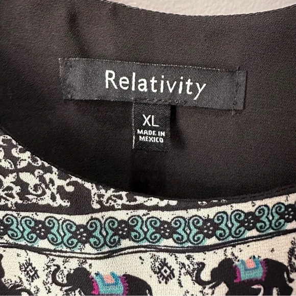 RELATIVITY ELEPHANT PRINT TANK TOP NWT XL - Picture 3 of 8